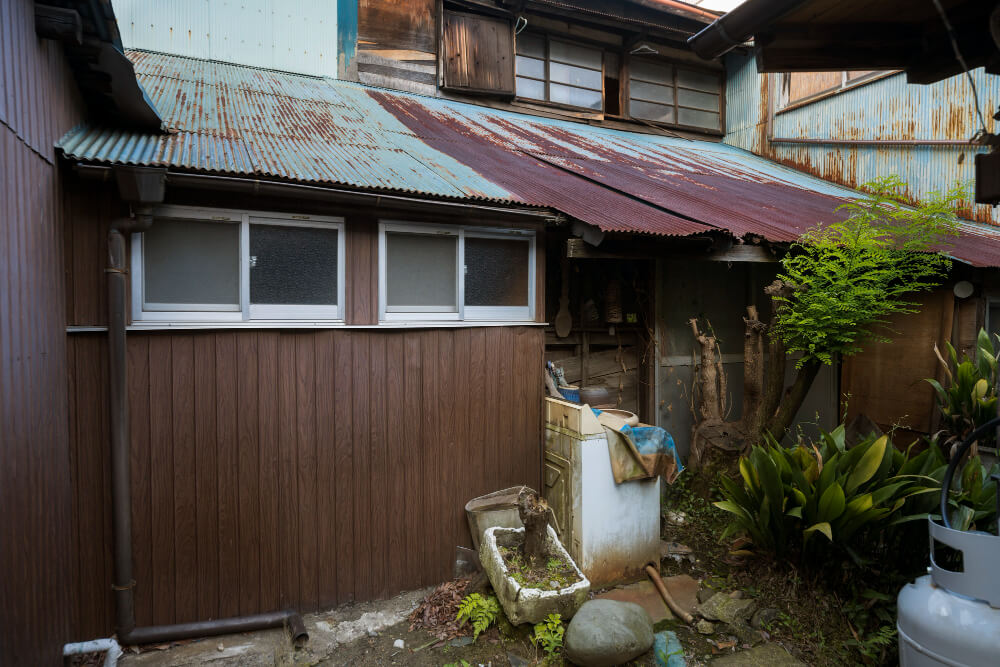 types of roof damage